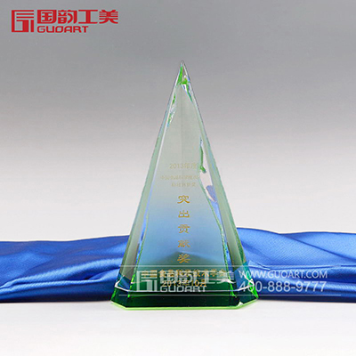 中国食品科学技术学会突出贡献奖三角形水晶奖杯定做