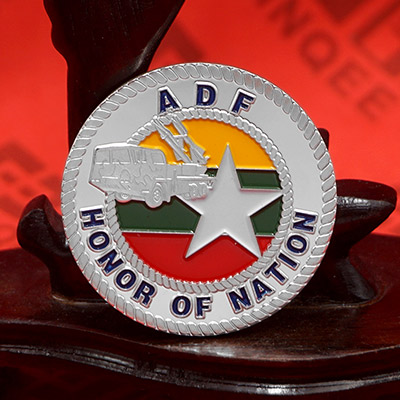 ADF银彩印徽章定制  形象宣传礼品