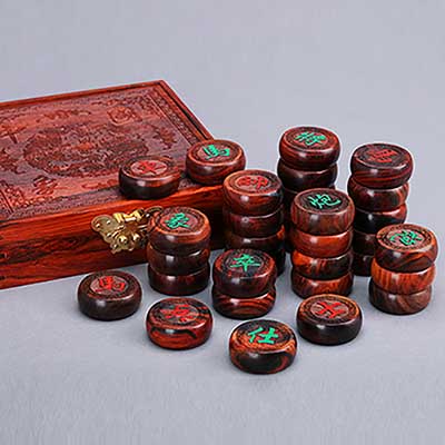 红木中国象棋礼品定制 大号黑檀木质象棋礼品 老红木象棋皮革棋盘套装定制