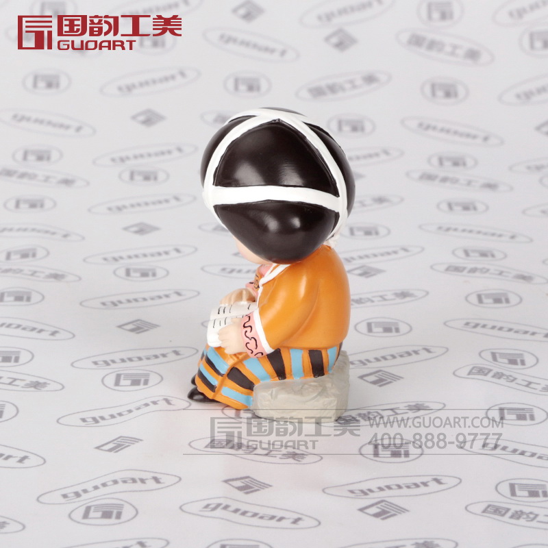 彩色树脂办公摆件定做