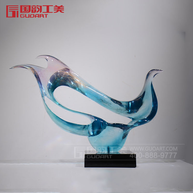 创意精致透明雕塑树脂琉璃摆件承制