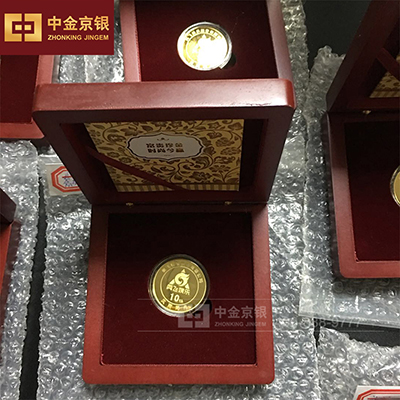 广州奥飞娱乐 纯金纪念章定制