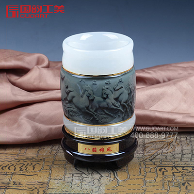 复古八骏图白玉笔筒定做