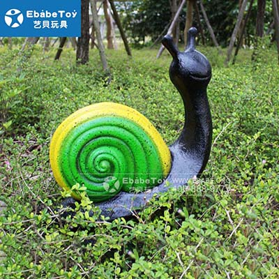 大型蜗牛动物玻璃钢雕塑定做 公园景区玻璃钢景观摆件