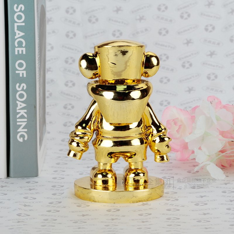 2019年04月  BEARBRICK 22代仿金树脂摆件定制