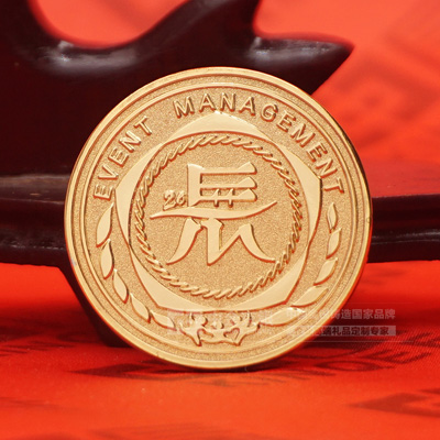 足金徽章纪念品