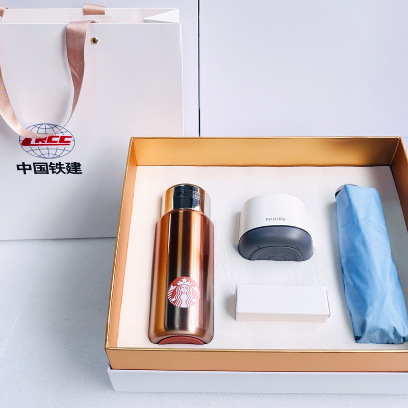 打工人狂喜！中国铁建这波定制礼赢麻了——星巴克的神仙套装啊!